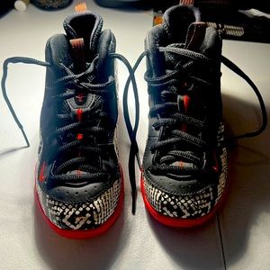 Snakeskin foamposite